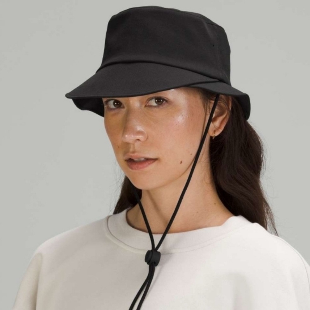 Lululemon Wide Brim Bucket Hat Strap Black Drawcord Extra Shade Sun Size M/L